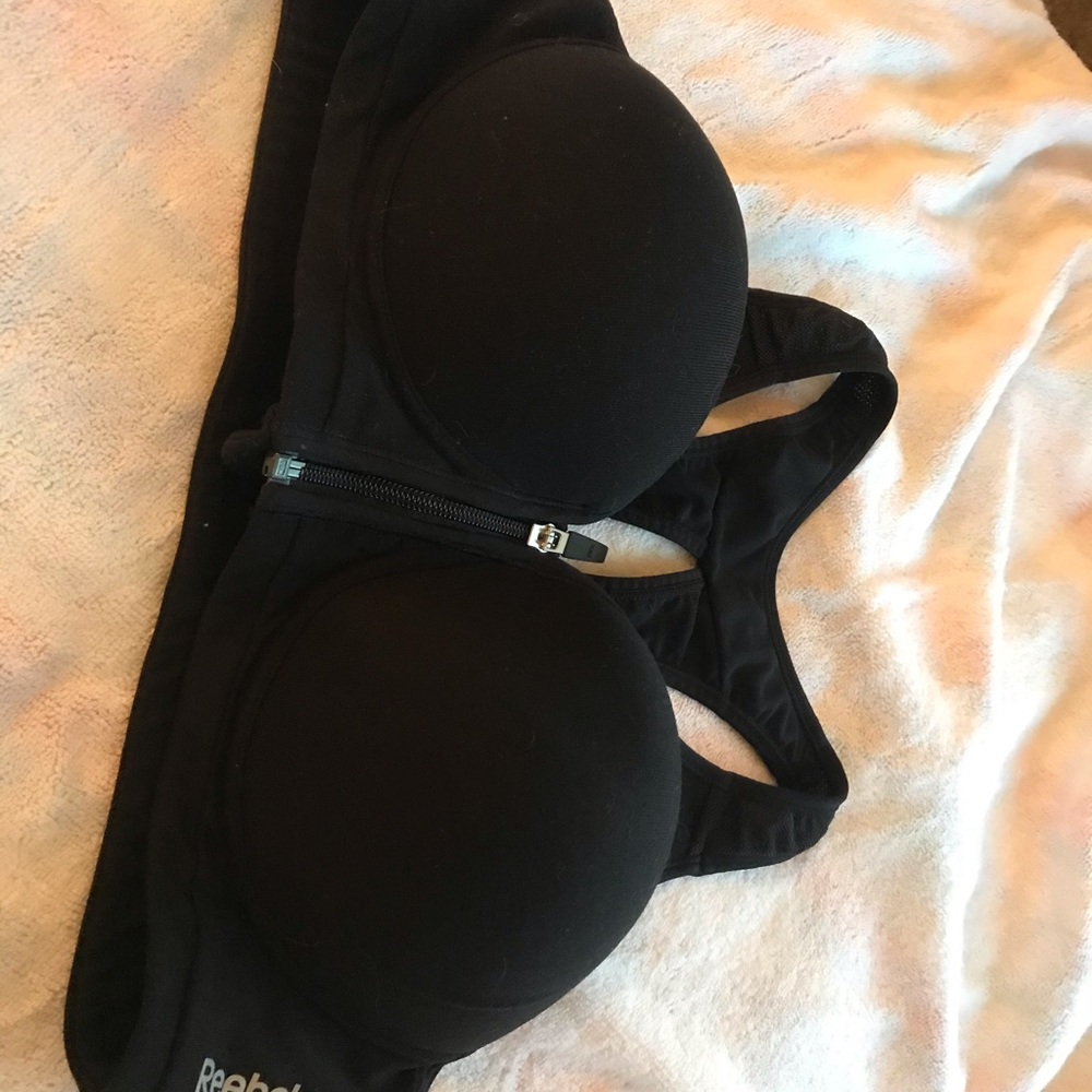 Gently Used Reebox Black Sports Bra size large